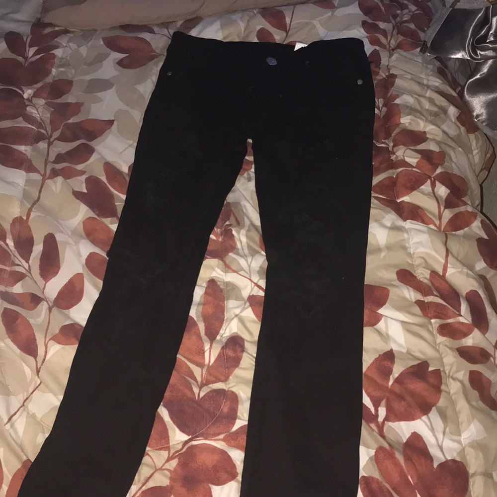 Ripped black jeans